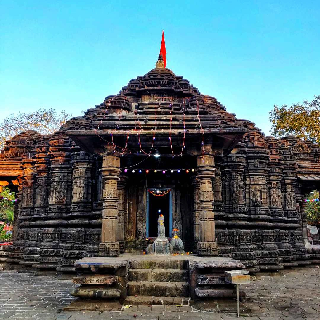 Book an Online Pandit Near You in Ambernath for All Pujas & Havans